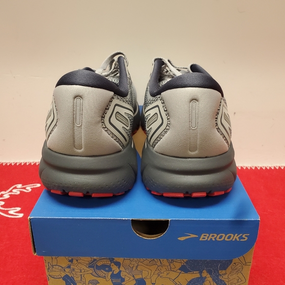 NIB Brooks Ghost 14 Running Shoes - Picture 2 of 8